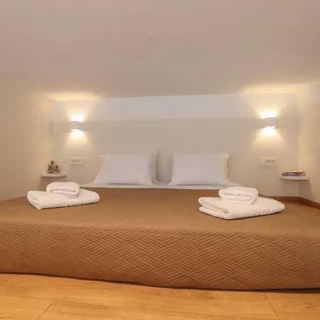 Apartman Cozio Loft At Bay! *